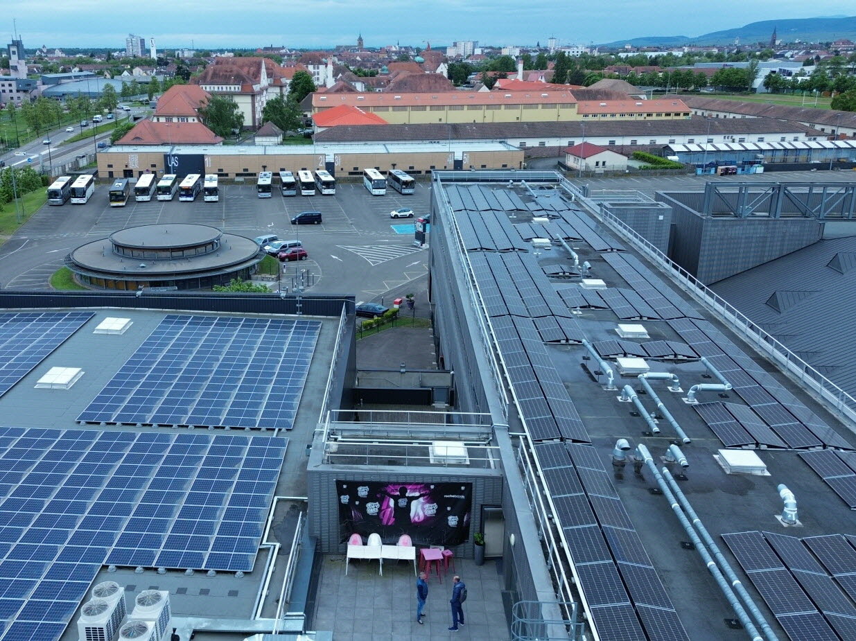 découvrez les solutions photovoltaïques à colmar pour une énergie durable et économique. profitez d'une installation adaptée à vos besoins et contribuez à la transition énergétique tout en réduisant votre facture d'électricité.