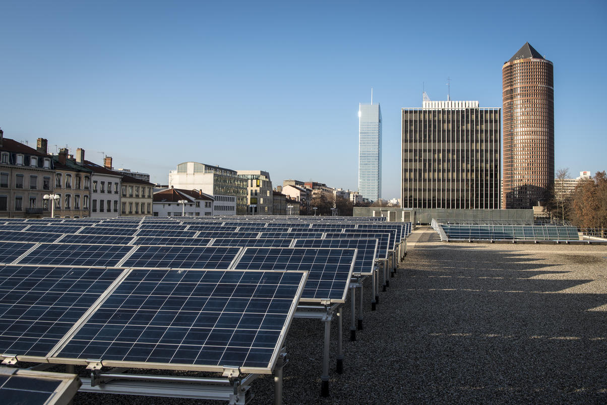 découvrez les solutions photovoltaïques à lyon pour bénéficier d'énergies renouvelables. optimisez votre consommation d'électricité avec des panneaux solaires performants et contribuez à un avenir durable. contactez-nous pour un devis personnalisé et des conseils d'experts!