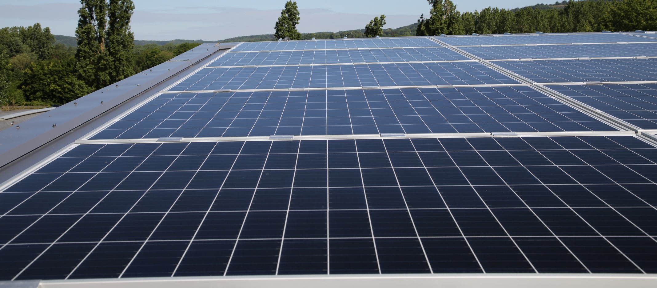 découvrez les solutions photovoltaïques à metz pour réduire votre facture d'énergie et contribuer à la transition écologique. bénéficiez d'une installation solaire adaptée à vos besoins tout en profitant d'aides financières. transformez votre toit en source d'énergie renouvelable !