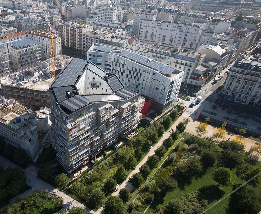 découvrez comment l'énergie photovoltaïque peut transformer votre copropriété en un espace durable et économique. profitez de solutions innovantes pour réduire vos factures d'électricité et participez à la transition énergétique tout en valorisant votre patrimoine.