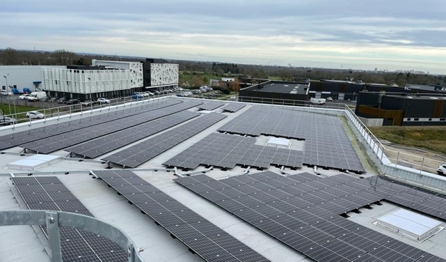 découvrez les solutions photovoltaïques au mans pour une énergie renouvelable et durable. profitez d'un accompagnement personnalisé pour l'installation de panneaux solaires et réduisez vos factures d'électricité tout en préservant l'environnement.