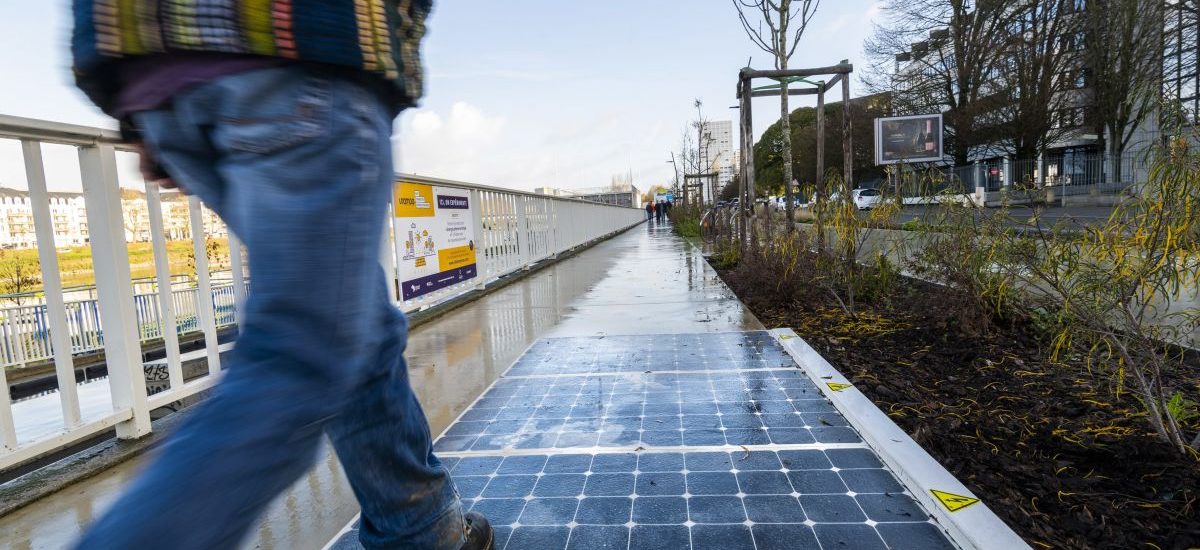 découvrez les solutions photovoltaïques à nantes, pour produire votre propre énergie renouvelable et réduire vos factures. informez-vous sur les installations, les aides disponibles et les avantages écologiques des panneaux solaires dans la région nantaise.