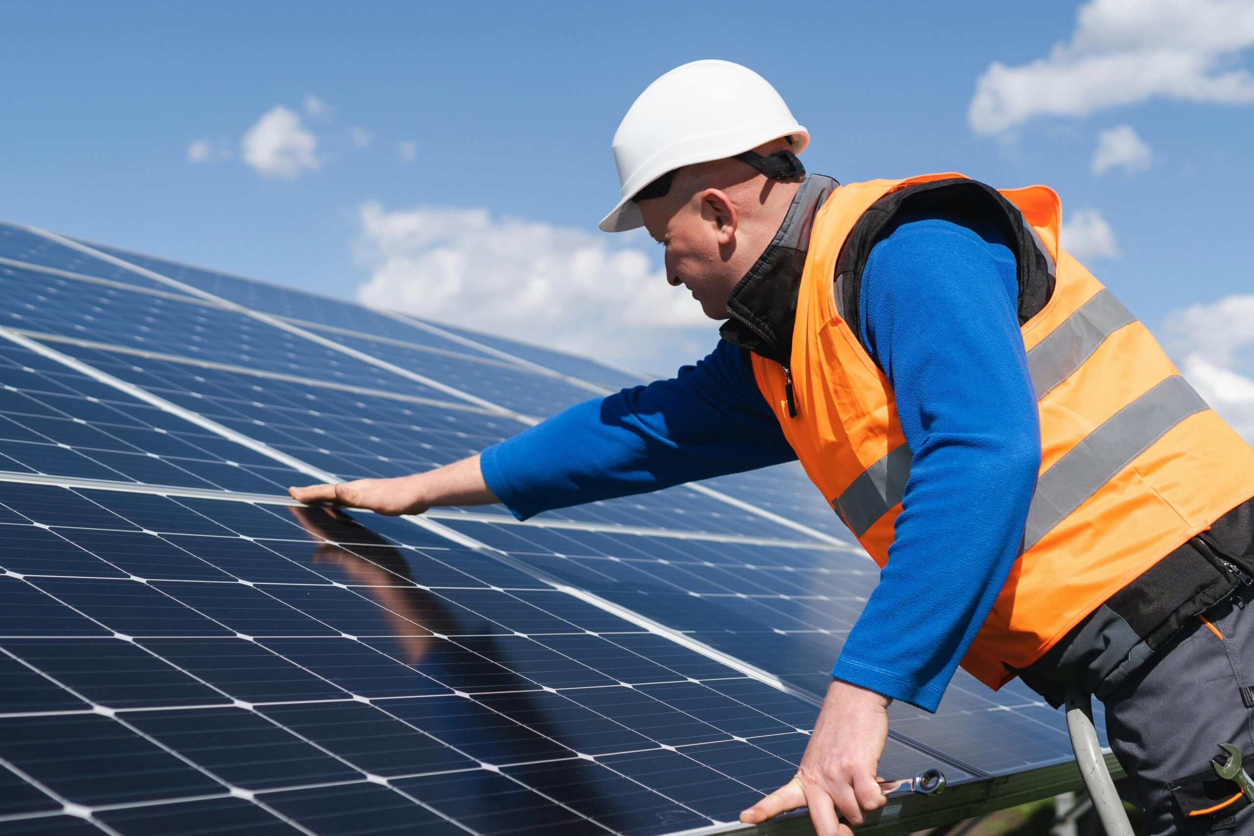 découvrez notre service de raccordement photovoltaïque (pv) pour optimiser votre installation solaire. profitez d'une expertise professionnelle, d'un accompagnement personnalisé et d'une mise en conformité rapide, pour maximiser votre production d'énergie renouvelable.