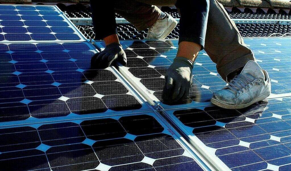 découvrez les opportunités de rachat des kwh photovoltaïques en 2025. profitez des nouvelles réglementations et maximisez vos revenus grâce à l'énergie solaire. informez-vous sur les tarifs, les conditions et les avantages de ce système de rachat pour optimiser votre investissement.