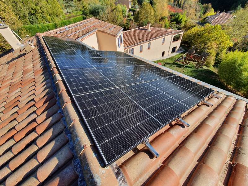 découvrez comment maximiser vos revenus grâce à la revente de surplus photovoltaïque. profitez de l'énergie solaire tout en rentabilisant votre installation grâce à des solutions adaptées à vos besoins.