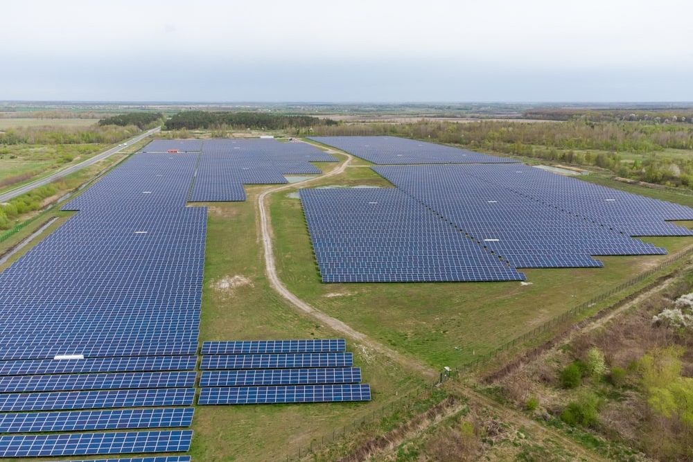 découvrez les avantages d'un terrain photovoltaïque pour produire de l'énergie renouvelable. apprenez comment l'optimisation de ces espaces peut contribuer à un avenir durable tout en générant des revenus à travers la vente d'électricité verte.