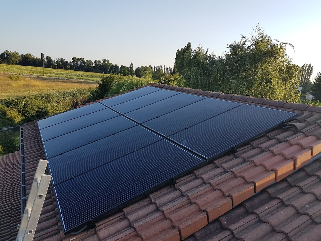 découvrez les avantages d'un toit photovoltaïque pour une énergie renouvelable et durable. transformez votre maison en une source d'énergie autonome tout en réduisant votre empreinte carbone.