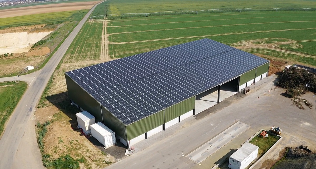 découvrez les avantages des toitures agricoles photovoltaïques : une solution durable et écologique pour optimiser la production d'énergie tout en préservant vos terres agricoles. transformez votre exploitation en une source d'énergie renouvelable pour un avenir plus vert.