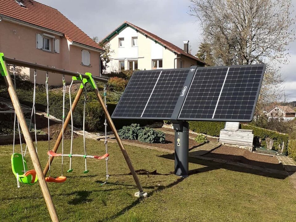 découvrez notre tracker photovoltaïque, une solution innovante pour maximiser la production d'énergie solaire en suivant la trajectoire du soleil. augmentez l'efficacité de vos panneaux solaires et optimisez votre investissement dans les énergies renouvelables.