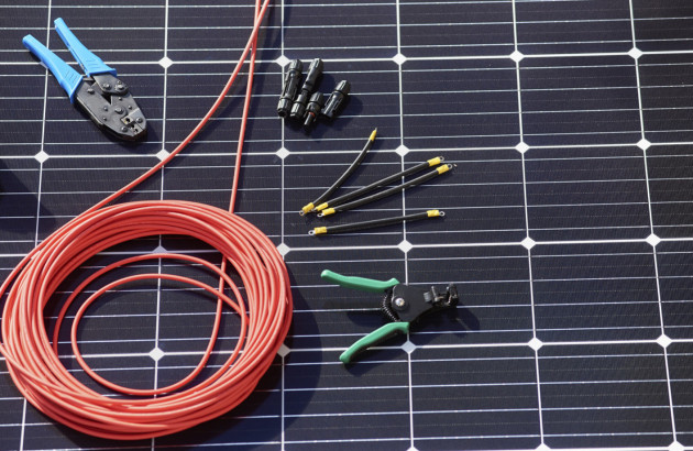 découvrez comment réaliser facilement le branchement solaire de vos équipements. conseils, astuces et guide pratique pour installer votre système photovoltaïque en toute sécurité.