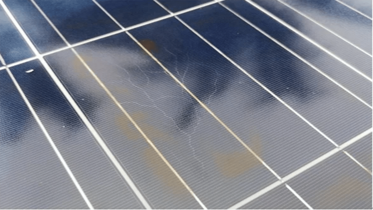 découvrez les erreurs courantes à éviter lors de l'installation ou de l'utilisation de panneaux solaires. conseils pour optimiser vos performances et garantir la rentabilité de votre investissement solaire.