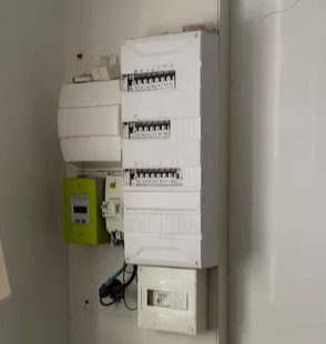 découvrez tout sur l'image électrique : définition, usages, innovations et conseils pour optimiser vos installations électriques avec une technologie moderne et efficace.