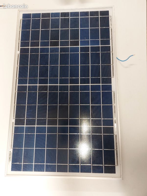 découvrez le panneau solaire 30w, idéal pour alimenter vos petits appareils et installations en énergie solaire. facile à installer, économique et écologique, il convient parfaitement pour le camping, les abris de jardin ou les sites isolés.