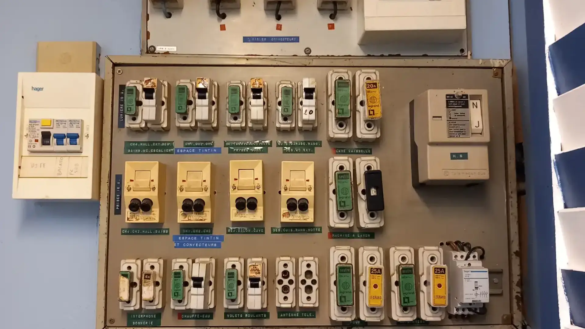 découvrez 'photo élec', votre source d'inspiration et de conseils pour la photographie électrique : astuces, techniques et matériel pour capturer la lumière sous toutes ses formes.