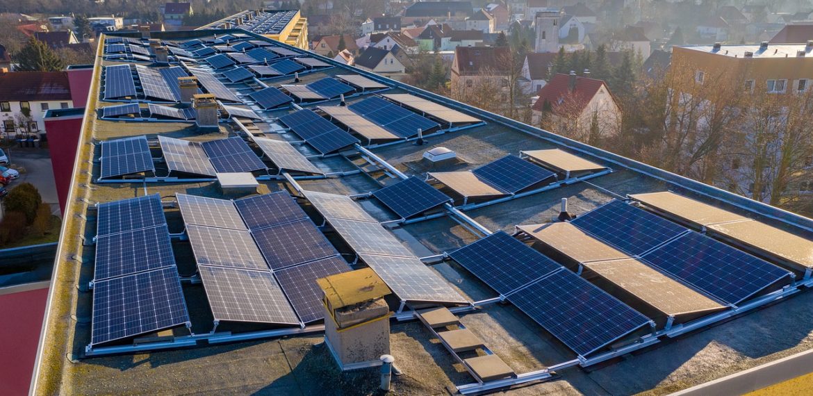 découvrez les enjeux du photovoltaïque pour les collectivités : transition énergétique, avantages économiques, défis d’installation et impact environnemental. guide complet pour accompagner vos projets solaires locaux.